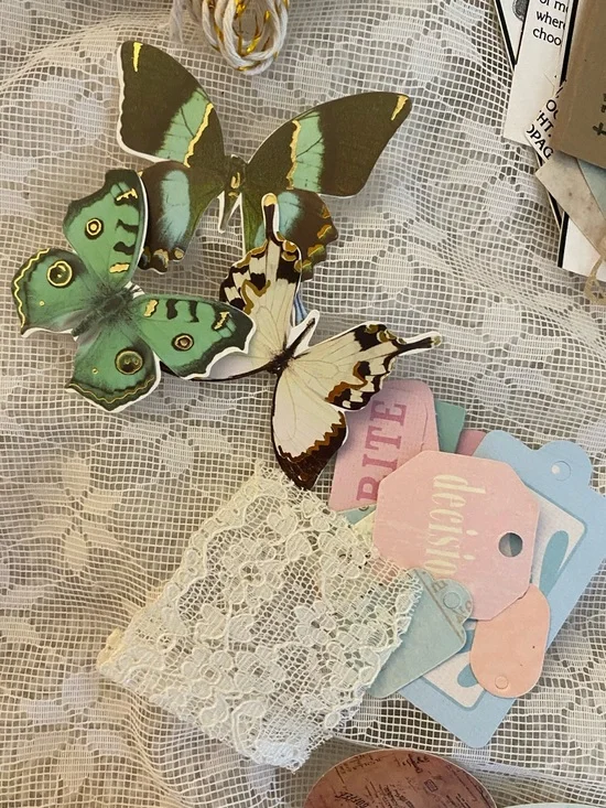 Spring Scrapbook bundle 80+ items π¦πΈ - Picture 7 of 10